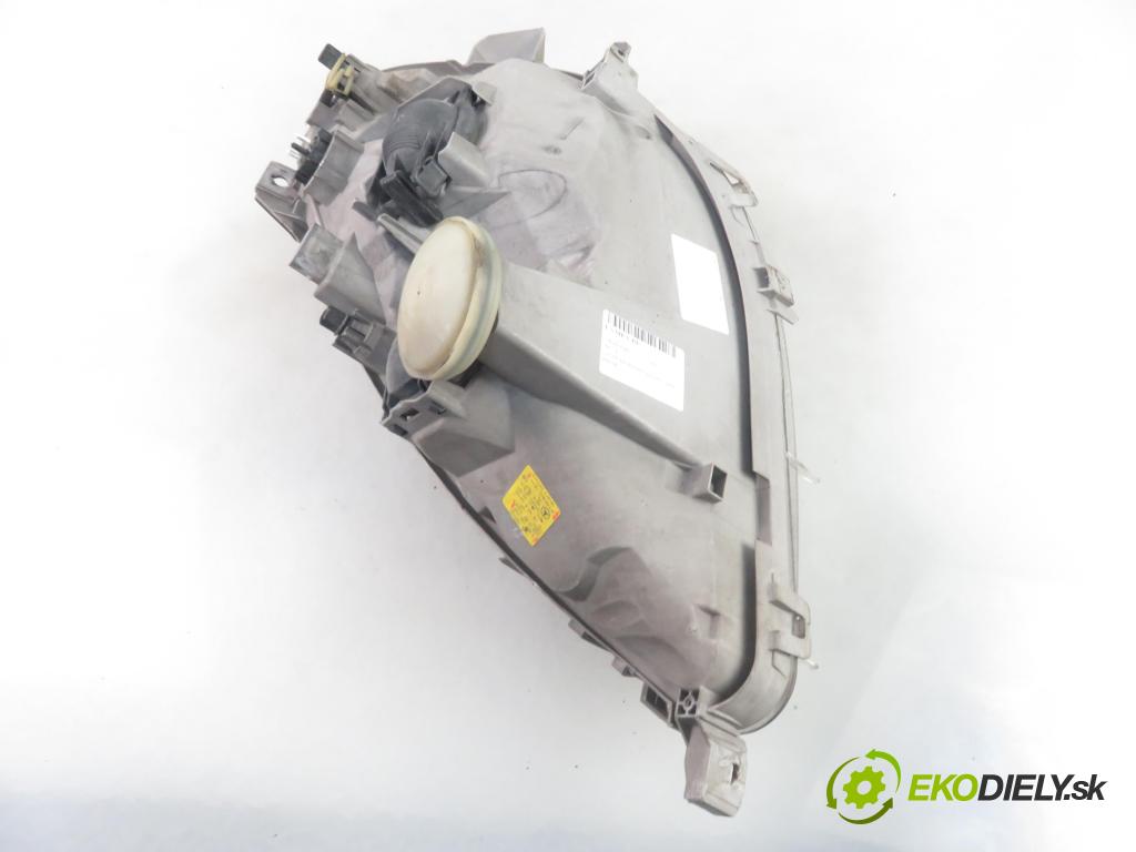 MERCEDES-BENZ KLASA A (W168) HB 2003 70,00 A 170 CDI 95 - OM 668.942 1689,00 Svetlo PP 0301192202 ; A1688201861