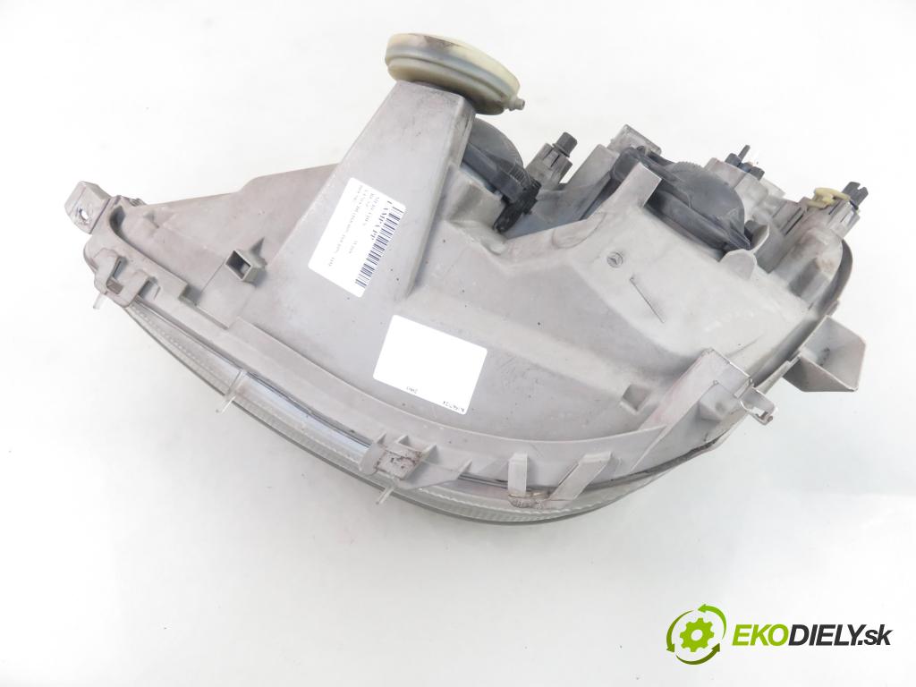 MERCEDES-BENZ KLASA A (W168) HB 2003 70,00 A 170 CDI 95 - OM 668.942 1689,00 Svetlo PP 0301192202 ; A1688201861