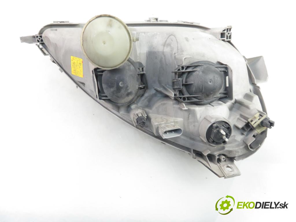 MERCEDES-BENZ KLASA A (W168) HB 2003 70,00 A 170 CDI 95 - OM 668.942 1689,00 Svetlo LP 0301192201 ; A1688201761