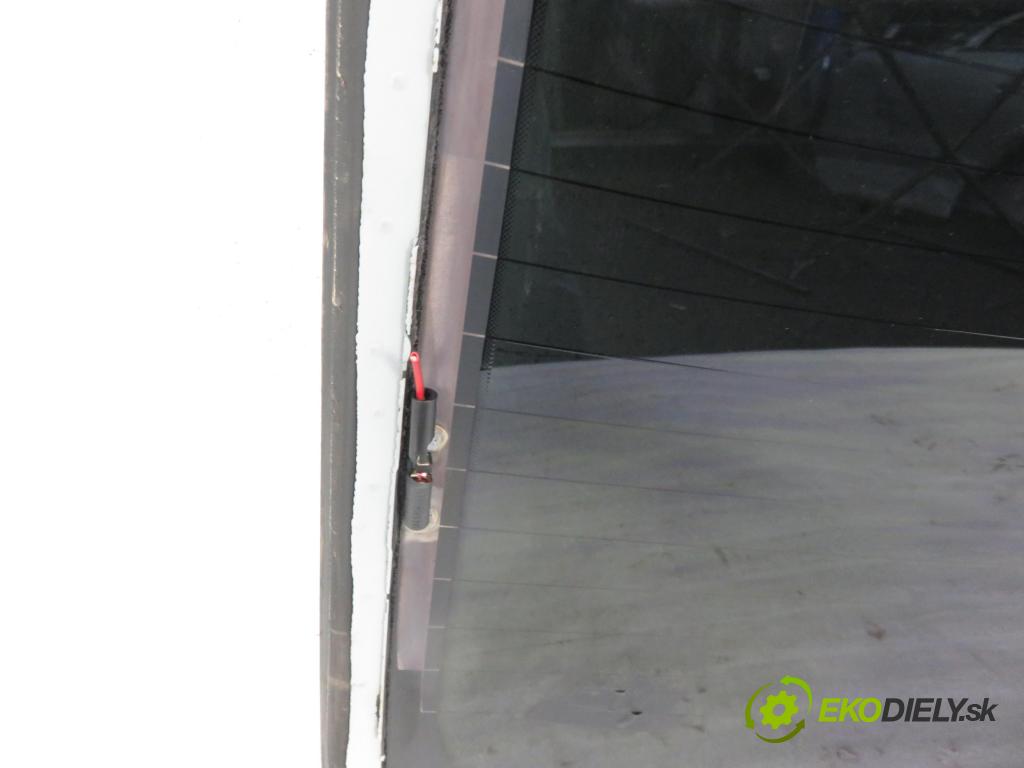 SUBARU LEGACY IV (BL) SEDAN 2008 110,00 2.0 D AWD 1998,00 Okno zadná sedan