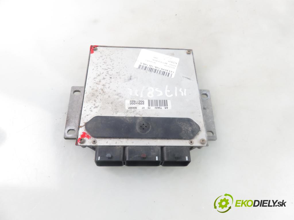 PEUGEOT 307 (3A/C) HB 2001 0,00 2.0 16V - RFN (EW10J4) 1997,00 Riadiaca jednotka Motor IAW48P236 ; 9642606280