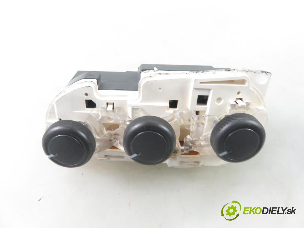 HONDA CIVIC VII Hatchback (EU, EP, EV) HB 2003 81,00 1.6 i - D16V1 1590,00 Panel kúrenia KLIMATIZACE: NH376L