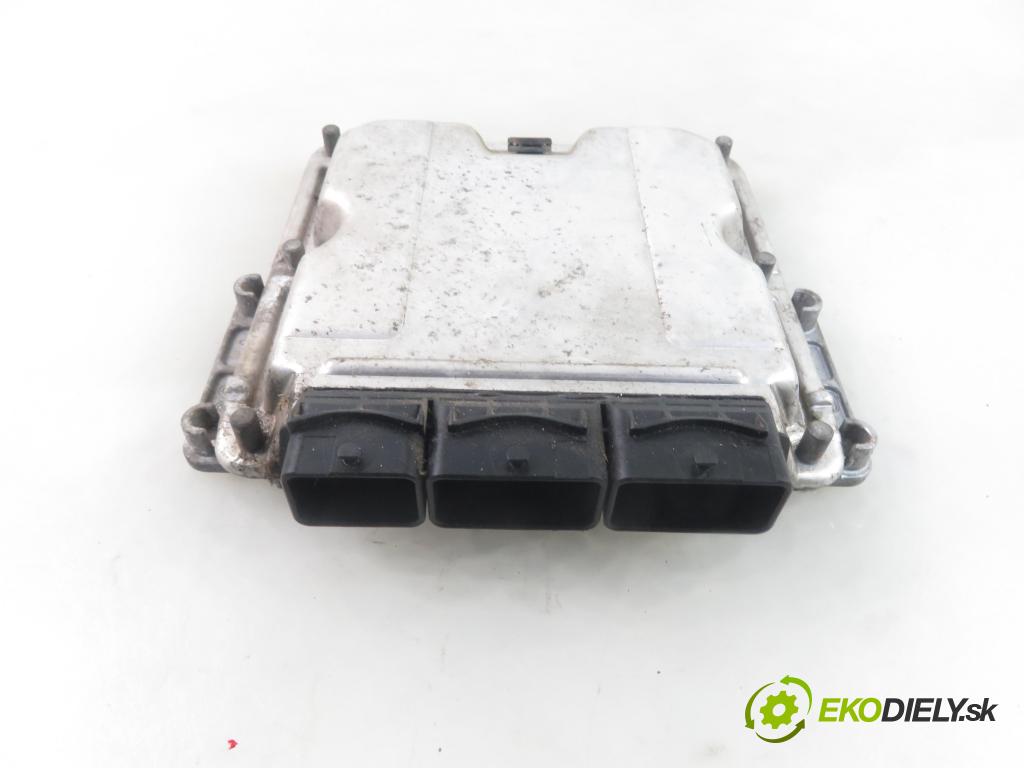 OPEL MOVANO Furgon (X70) FURGON 2002 66,00 2.2 DTI - G9T 722 2188,00 Riadiaca jednotka Motor 0281010787 ; 8200091428 ; 8200132175