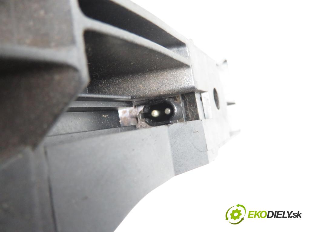 MERCEDES-BENZ KLASA E (W211) SEDAN 2002 110,00 E 220 CDI (211.006) 150 - OM 646.961 2148,00 Potenciometer plynu 2033000104 (Pedále)