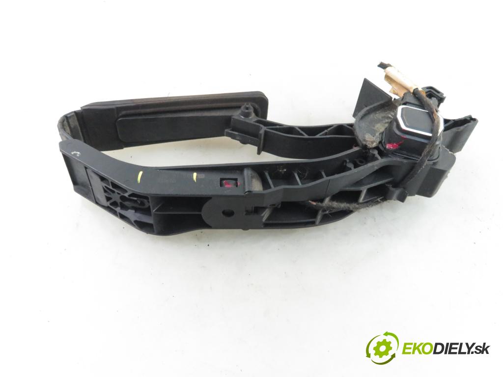 MERCEDES-BENZ KLASA E (W211) SEDAN 2002 110,00 E 220 CDI (211.006) 150 - OM 646.961 2148,00 Potenciometer plynu 2033000104 (Pedále)