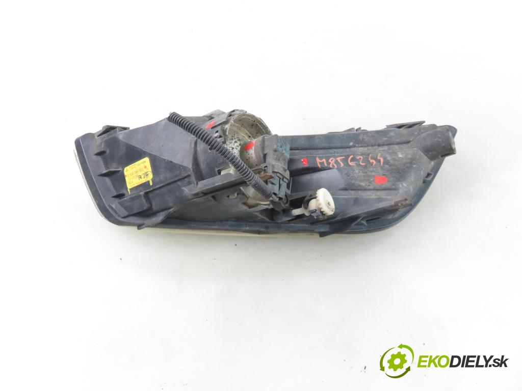 FORD MONDEO IV (BA7) LIFTBACK 2007 107,00 2 - TBBA 1999,00 hmlové svetlo, hmlovka P 7S7115K201AD ; 0305081002