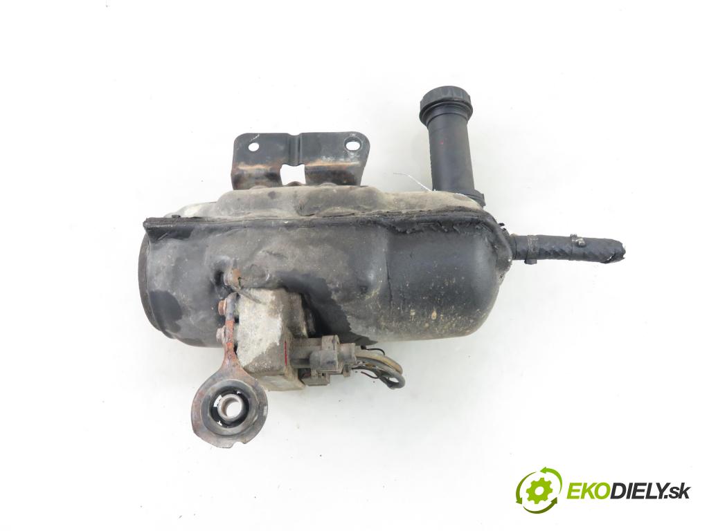 PEUGEOT 307 (3A/C) HB 2001 0,00 2.0 16V - RFN (EW10J4) 1997,00 Pumpa servočerpadlo 9645102380