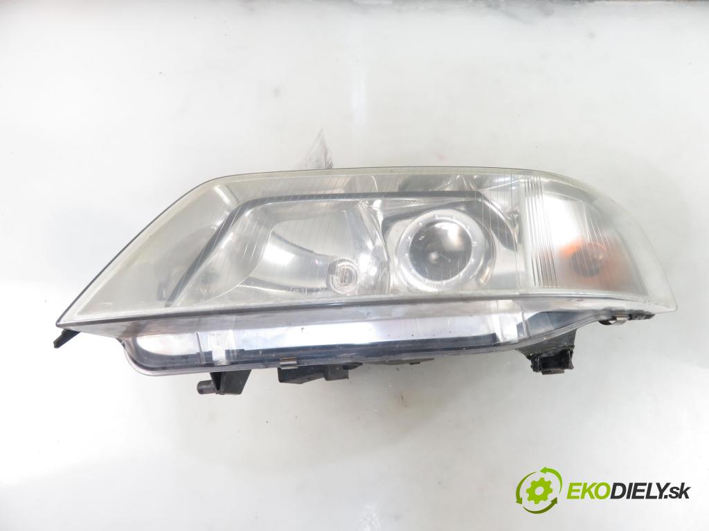 AUDI A6 (4B2, C5) SEDAN 1998 121,00 2.4 V6 165 - ALF 2393,00 Svetlo LP