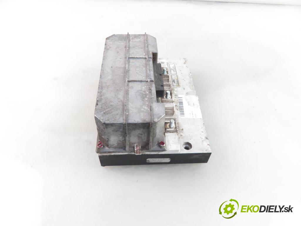 LINDE R16 WÓZEK WYSOKIEGO SKŁADOWANIA 2004 14,00 LINDE AP 108-K1 14kW 0,00 riadiaca jednotka / MODUL INNE: 3903605747