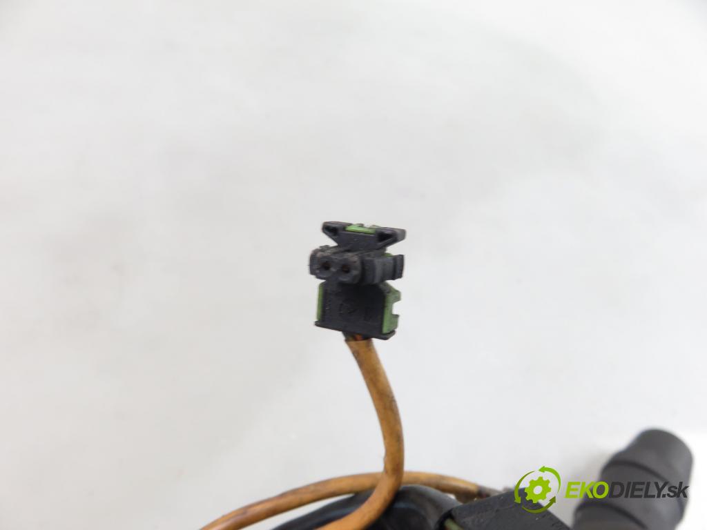 FIAT IDEA (350_) - 2005 66,00 1.4 - 192 B2.000 1368,00 páčka/prepínač