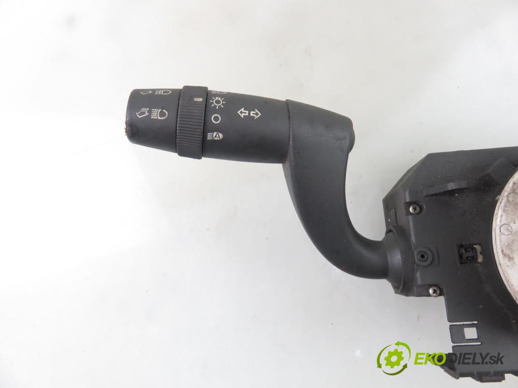 FIAT IDEA (350_) - 2005 66,00 1.4 - 192 B2.000 1368,00 páčka/prepínač