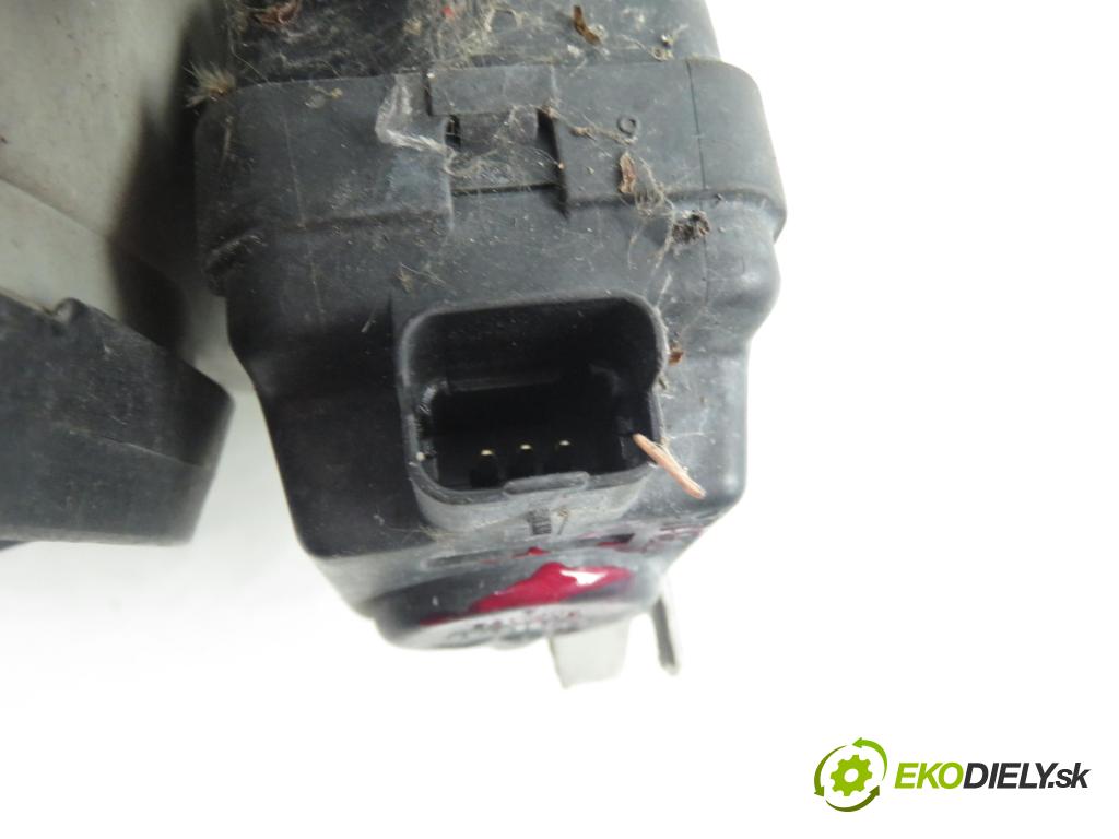 FIAT ULYSSE (220_) MINIVAN 1999 97,00 2.0 16V 132 - RFV 1998,00 Svetlo LP 60979770G