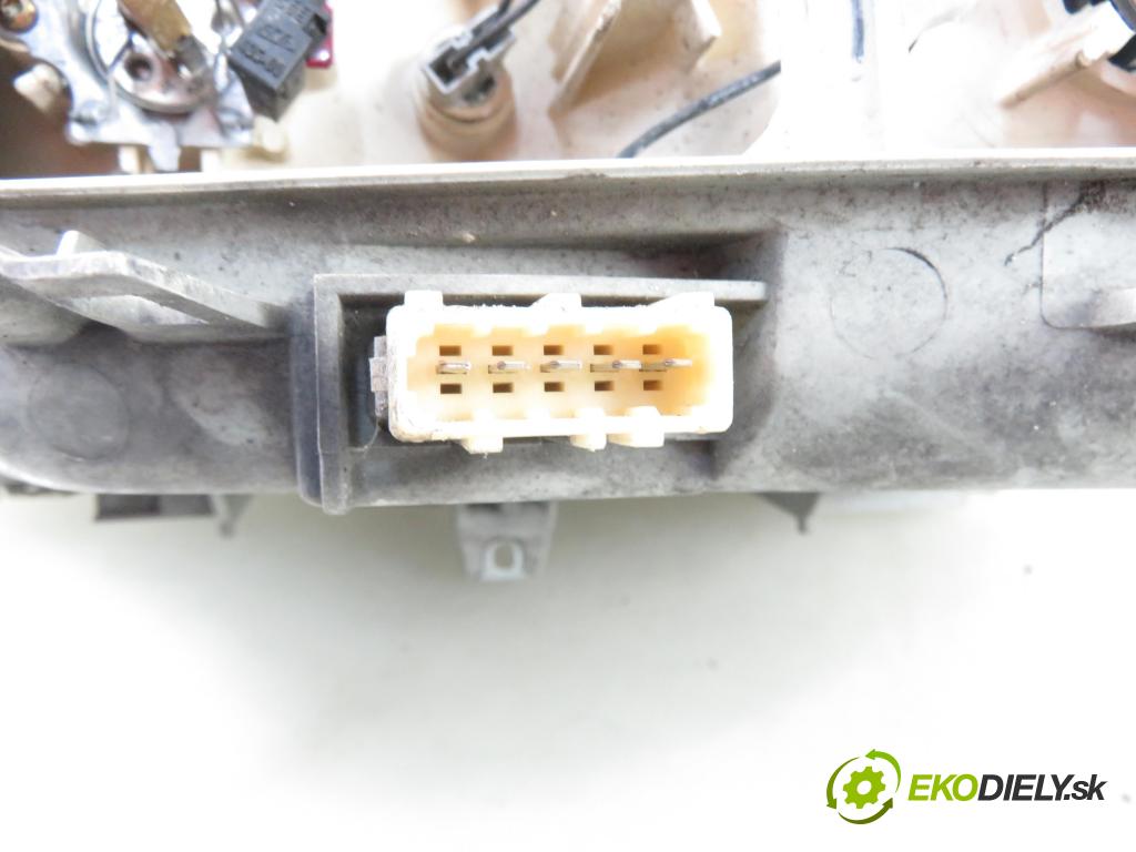 FIAT ULYSSE (220_) MINIVAN 1999 97,00 2.0 16V 132 - RFV 1998,00 Svetlo PP 60979760D