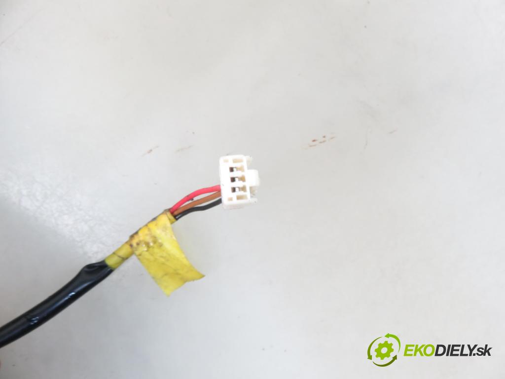 TOYOTA CELICA (_T20_) COUPE 1995 85,00 1.8 i 16V 116 (AT200/ST) - 7A-FE 1762,00 zpětné zrcátko LE