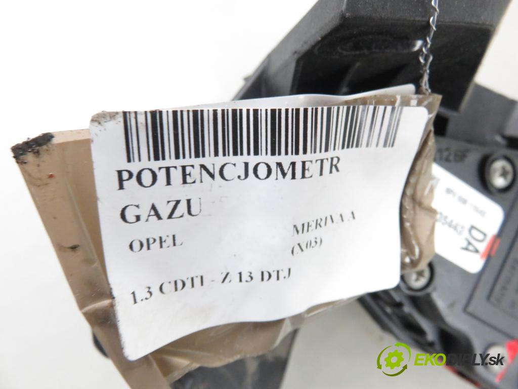 OPEL MERIVA A nadwozie wielkoprzestrzenne (MPV) (X03) MINIVAN 2006 55,00 1.3 CDTI - Z 13 DTJ 1248,00 Potenciometer plynu 93335443DA (Pedále)
