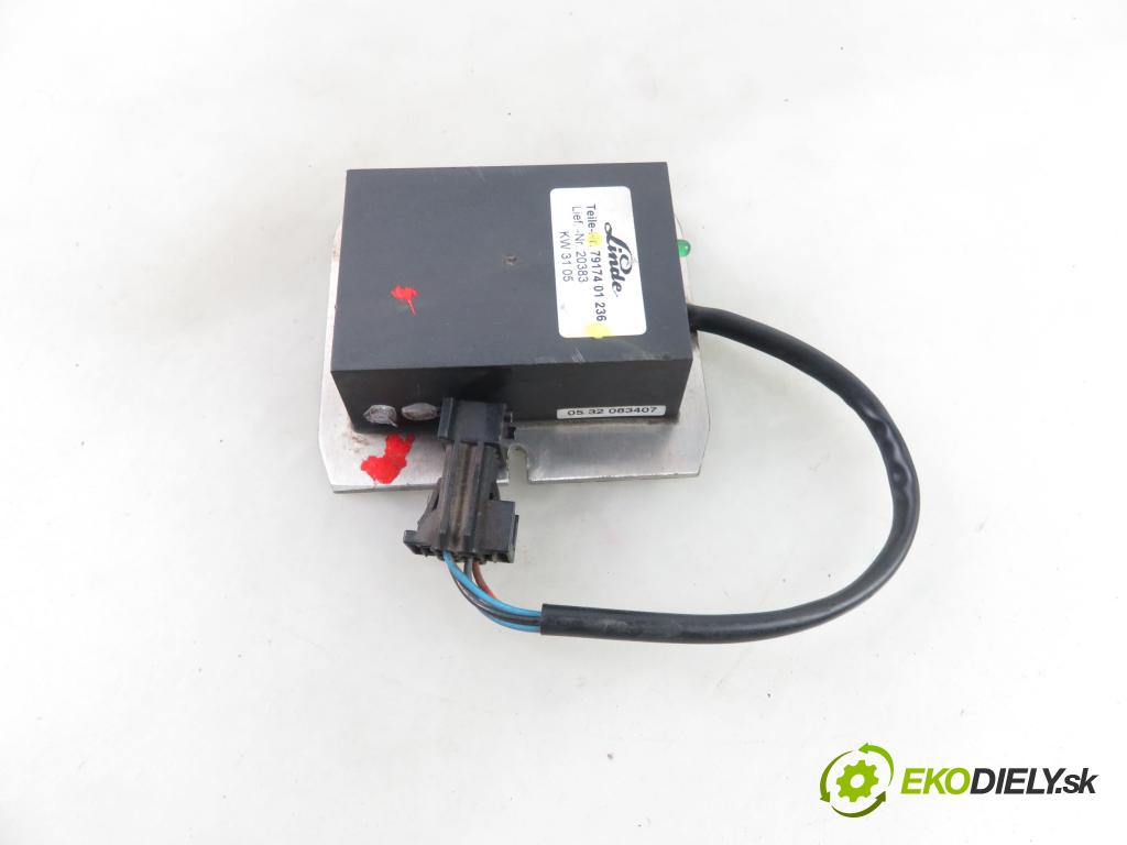 LINDE R14 WÓZEK WYSOKIEGO SKŁADOWANIA 2005 14,00 LINDE AP 108-K1 14kW 0,00 konvertor NAPÄTIE: 7917401236