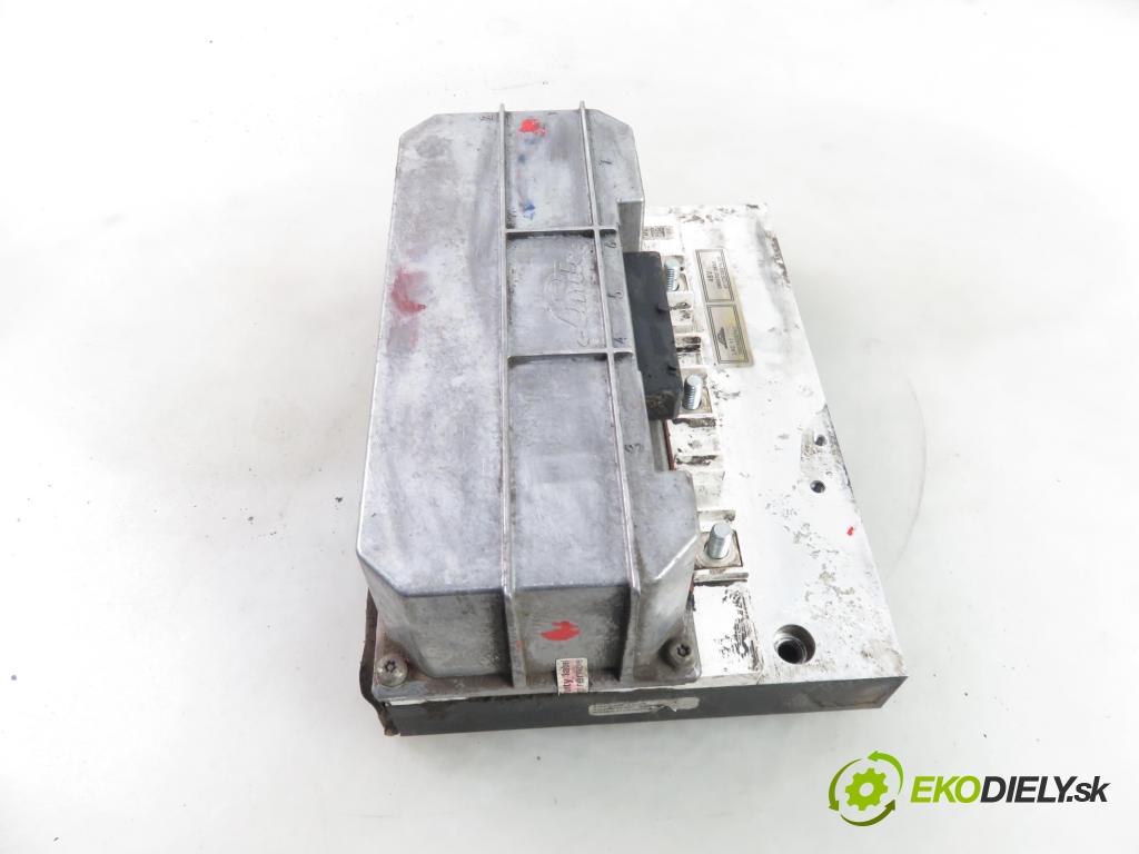 LINDE R14 WÓZEK WYSOKIEGO SKŁADOWANIA 2005 14,00 LINDE AP 108-K1 14kW 0,00 riadiaca jednotka / MODUL INNE: 3903605747