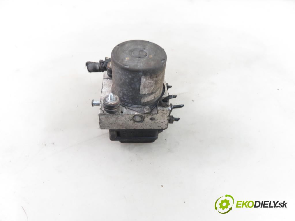 RENAULT MASTER III Skrzynia (FV) FURGON 2010 74,00 2.3 dCi 100 FWD - M9T 676 2298,00 Pumpa ABS 0265800737 ; 0265237015 (Pumpy ABS)