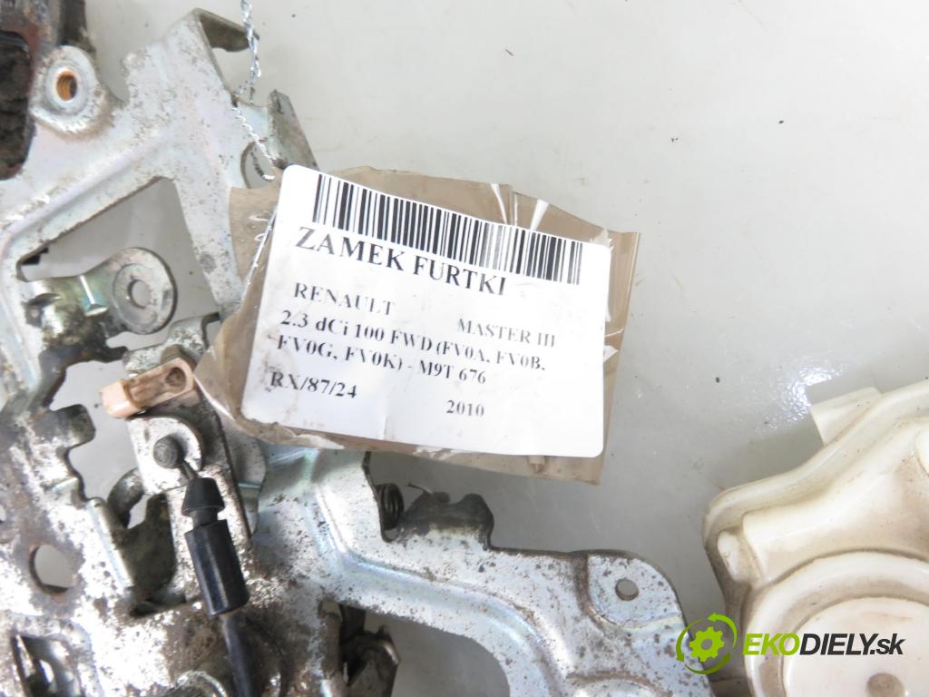 RENAULT MASTER III Skrzynia (FV) FURGON 2010 74,00 2.3 dCi 100 FWD - M9T 676 2298,00 zámok dvierka 8200766888H