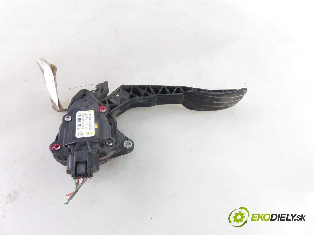 RENAULT MASTER III Skrzynia (FV) FURGON 2010 74,00 2.3 dCi 100 FWD - M9T 676 2298,00 Potenciometer plynu 8200672367C ; 6PV00997800 (Pedále)