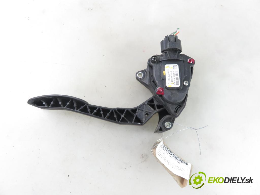 RENAULT MASTER III Skrzynia (FV) FURGON 2010 74,00 2.3 dCi 100 FWD - M9T 676 2298,00 Potenciometer plynu 8200672367C ; 6PV00997800 (Pedále)