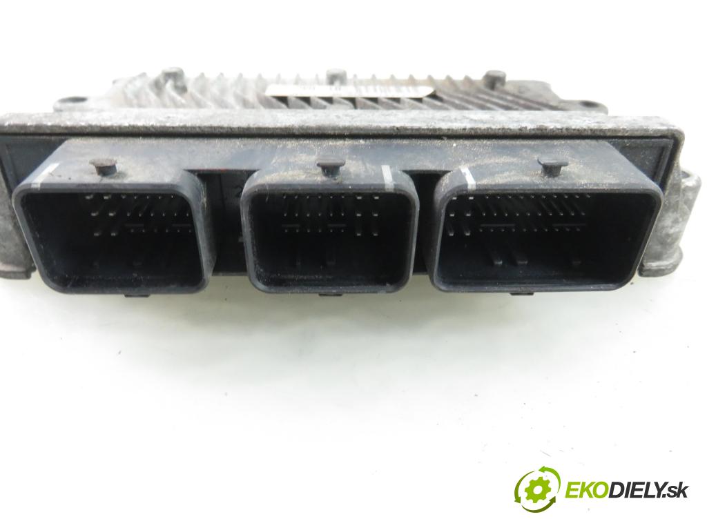 PEUGEOT 206 liftback (2A/C) HB 2007 55,00 1.4 75 - KFW 1360,00 Riadiaca jednotka Motor SW9665050780 ; HW9655883280