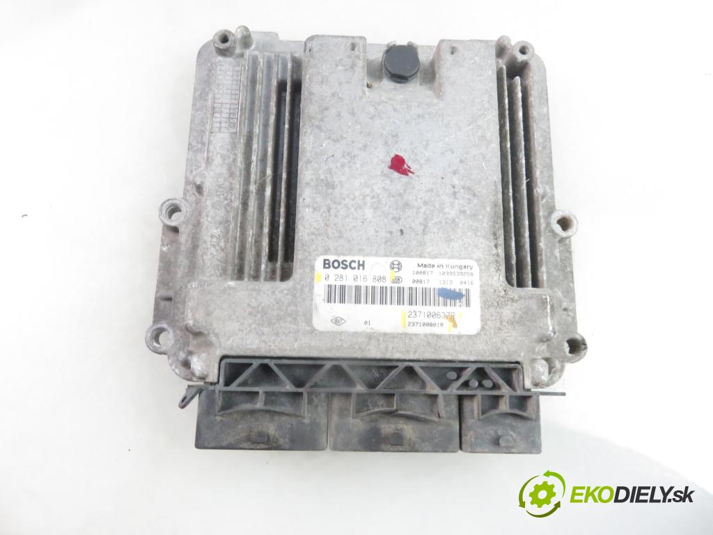 RENAULT MASTER III Skrzynia (FV) FURGON 2010 74,00 2.3 dCi 100 FWD - M9T 676 2298,00 Riadiaca jednotka Motor 237100637R ; 237100801R ; 0281016808
