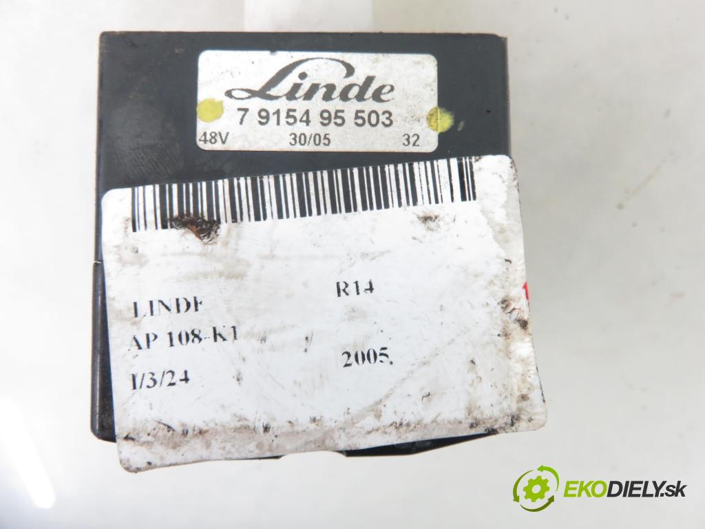 LINDE R14 WÓZEK WYSOKIEGO SKŁADOWANIA 2005 14,00 LINDE AP 108-K1 14kW 0,00 vypínač / prepínač 7915495503