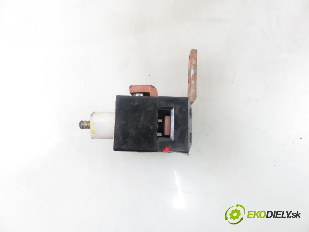 LINDE R14 WÓZEK WYSOKIEGO SKŁADOWANIA 2005 14,00 LINDE AP 108-K1 14kW 0,00 vypínač / prepínač 7915495503
