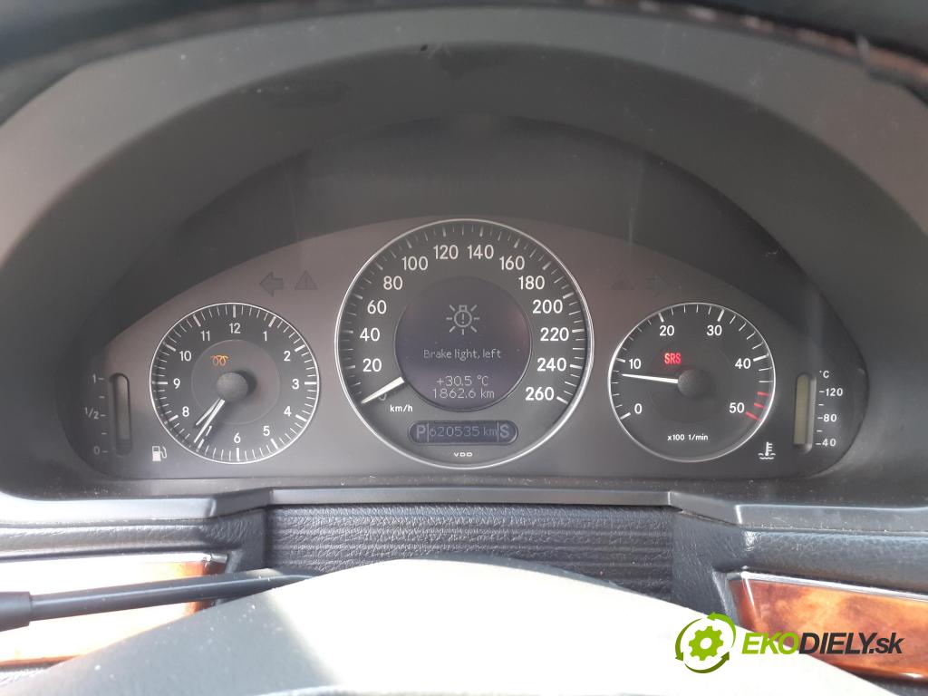 MERCEDES-BENZ KLASA E (W211) SEDAN 2002 130,00 E 270 CDI 177 - OM 647.961 2685,00 Prístrojovka elektrický A2115402311