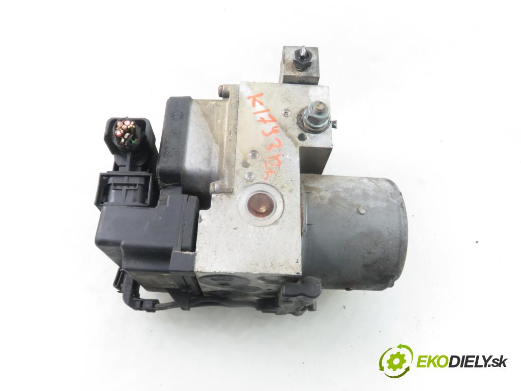 VW PASSAT B5 (3B2) SEDAN 1998 110,00 1.8 T - AEB 1781,00 Pumpa ABS 0273004133 ; 8E0614111P (Pumpy ABS)