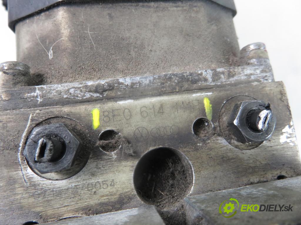 VW PASSAT B5 (3B2) SEDAN 1998 110,00 1.8 T - AEB 1781,00 Pumpa ABS 0273004133 ; 8E0614111P (Pumpy ABS)