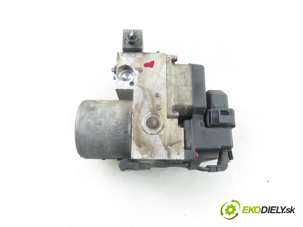 VW PASSAT B5 (3B2) SEDAN 1998 110,00 1.8 T - AEB 1781,00 Pumpa ABS 0273004133 ; 8E0614111P (Pumpy ABS)