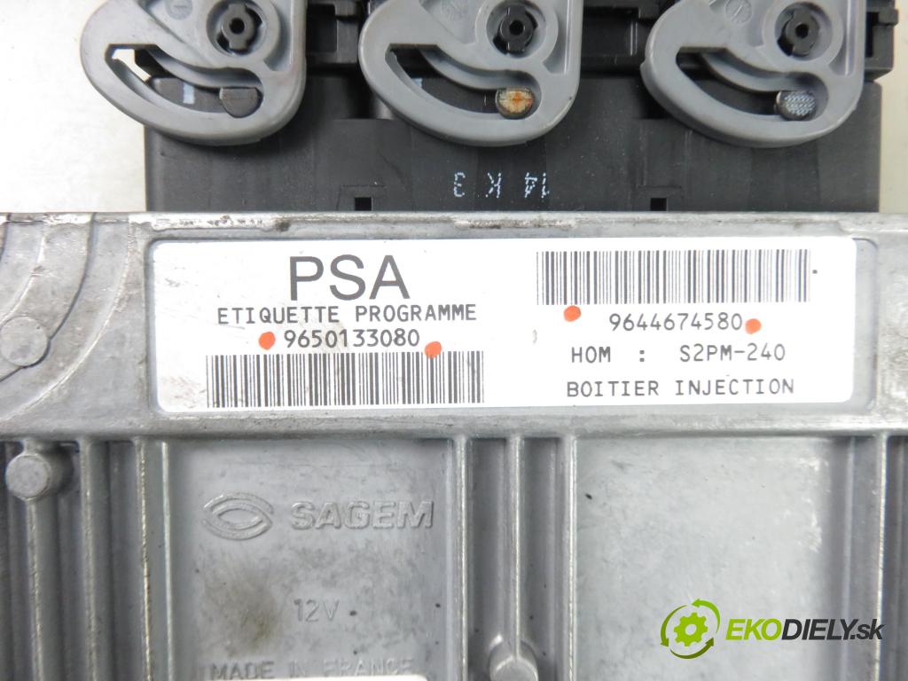 CITROEN C5 I (DC_) SEDAN 2004 85,00 1.8 16V (DC6FZB, DC6FZE) - 6FZ (EW7J4) 1749,00 Riadiaca jednotka Motor 9644674580 ; 9650133080