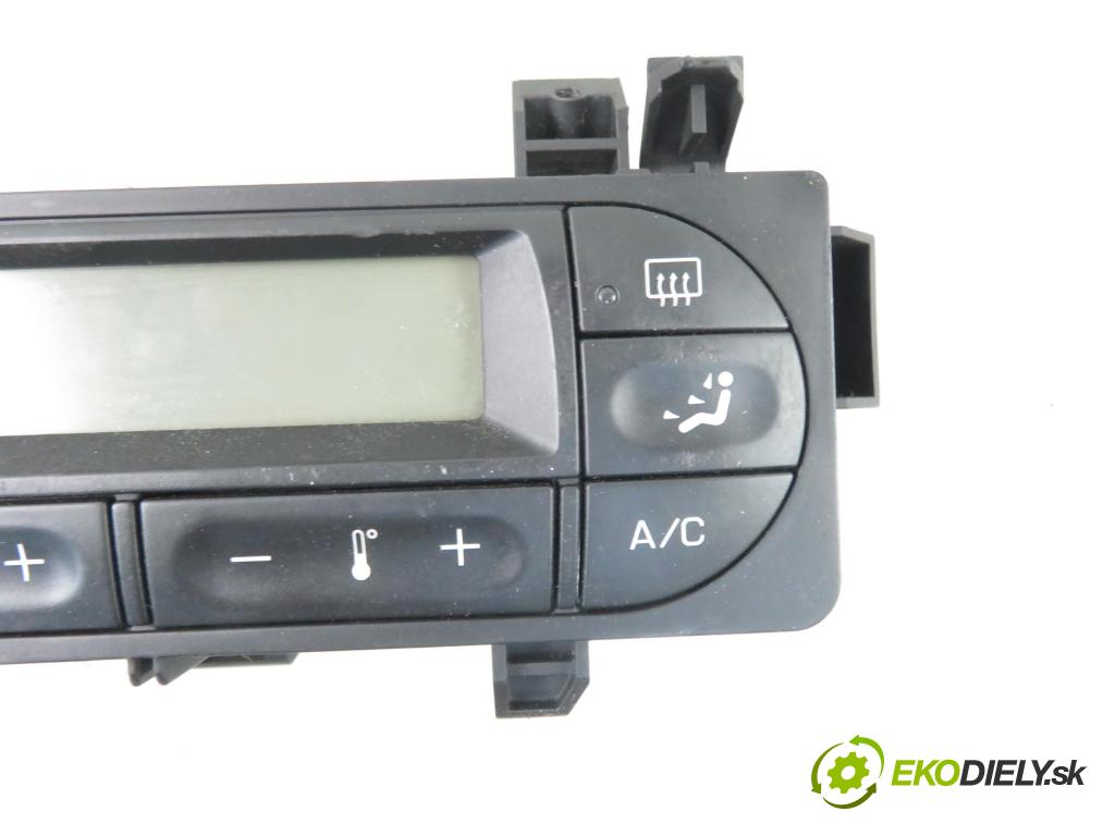 CITROEN C2 (JM_) HB 2006 44,00 1.1 - HFX (TU1JP) 1124,00 Panel kúrenia KLIMATRONIK 96588239XT