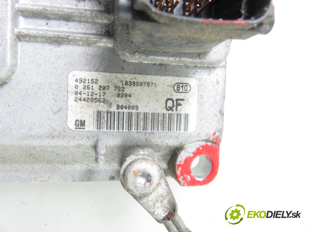 OPEL ASTRA H GTC (L08) HB 2005 66,00 1.4 - Z 14 XEP 1364,00 Riadiaca jednotka Motor 24420562