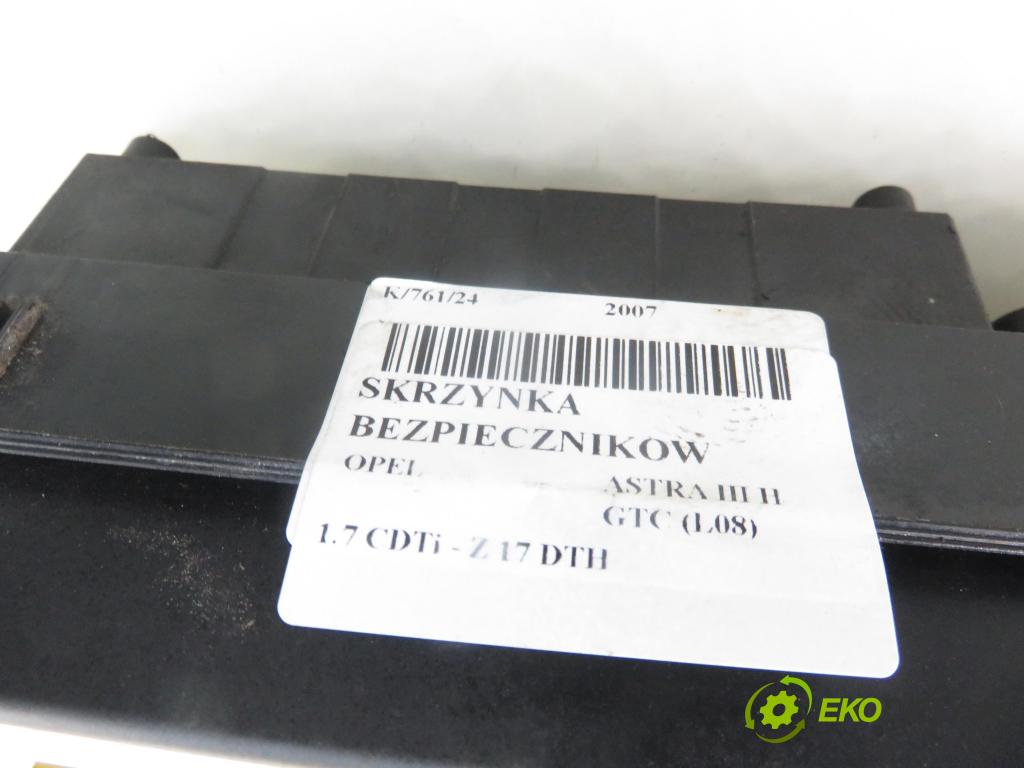 OPEL ASTRA H GTC (L08) HB 2007 74,00 1.7 CDTi - Z 17 DTH 1686,00 MODUL BSI 13206754HB ; 5DK00868838