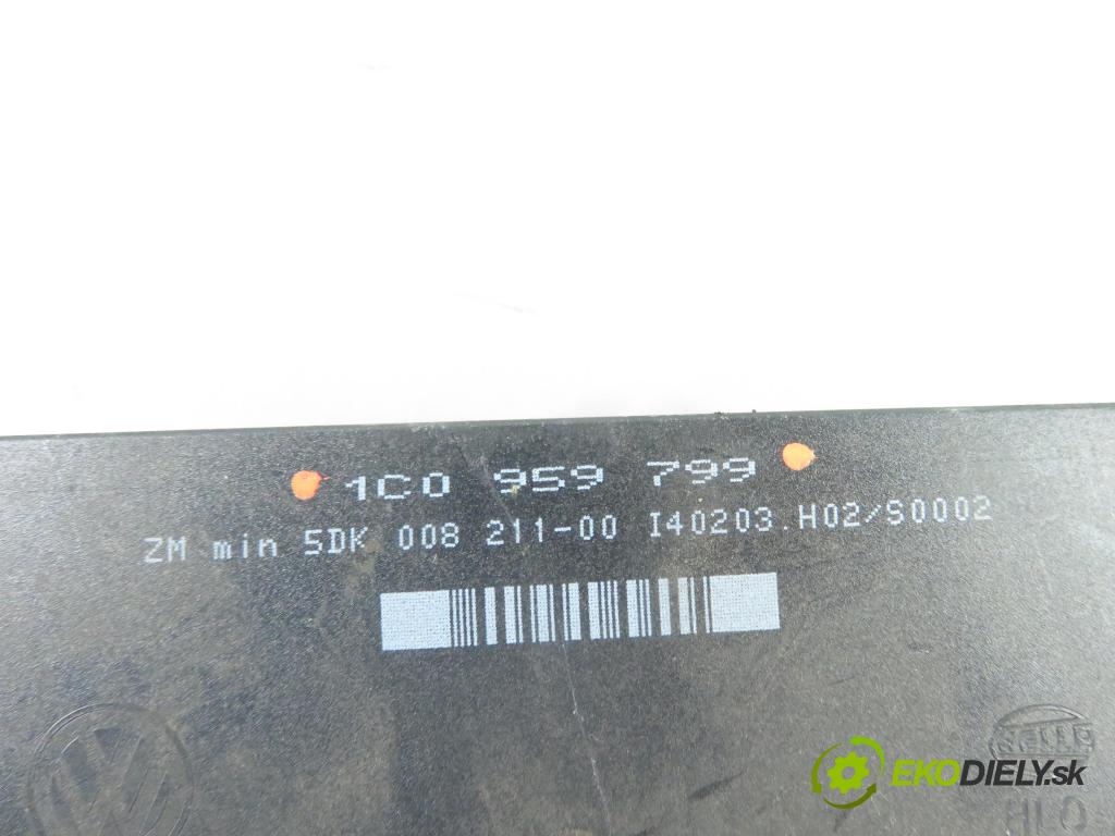 SKODA OCTAVIA I Combi (1U5) KOMBI 2003 74,00 1.9 TDI 4x4 - ATD 1896,00 MODUL komfortu 1C0959799