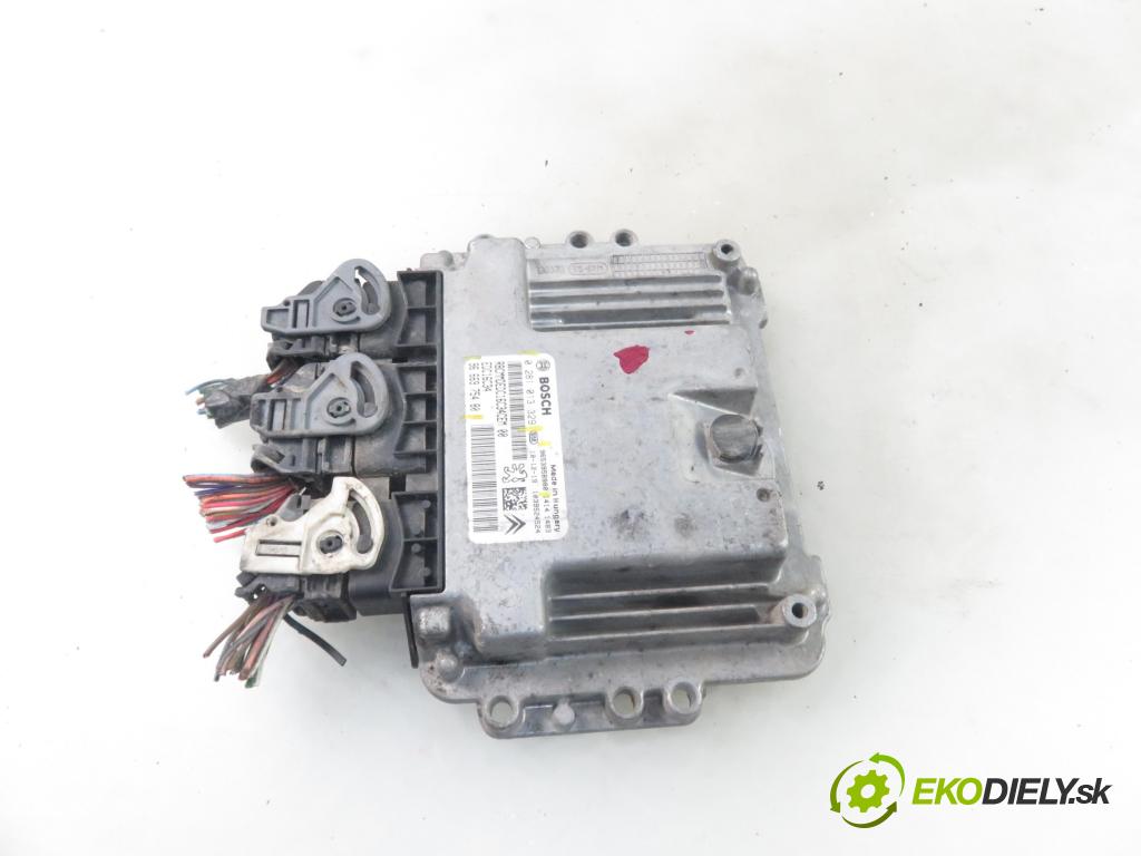 PEUGEOT PARTNER Skrzynia KOMBIVAN 2011 66,00 1.6 HDi 16V - 9HS (DV6TED4BU) 1560,00 Riadiaca jednotka Motor 9666975480 ; 0281013329 ; 9653958980