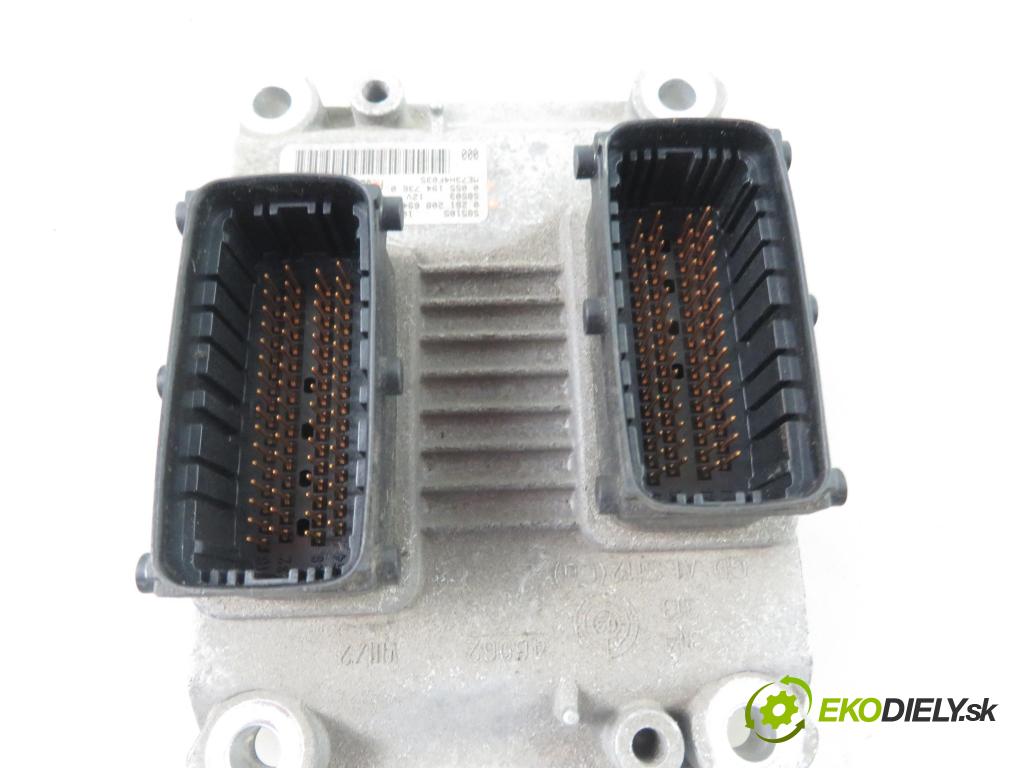 FIAT STILO (192_) HB 2005 66,00 1.4 16V - 192 B2.000 1368,00 Riadiaca jednotka Motor 0261208694 ; 00551947360