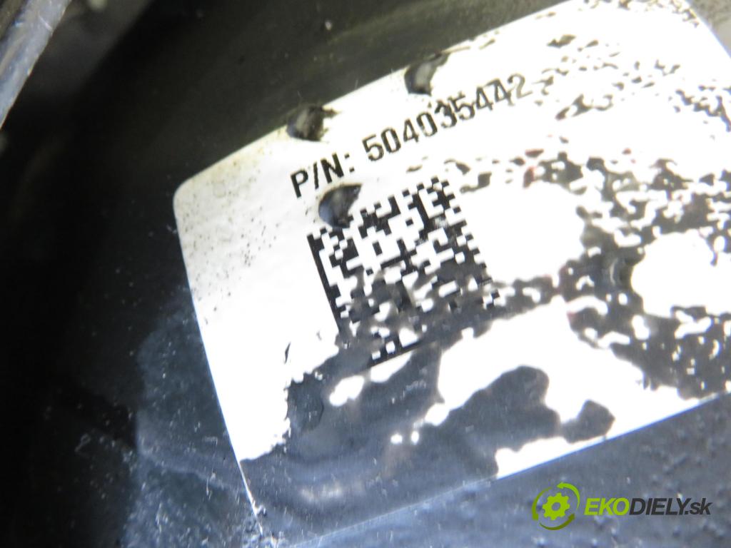 IVECO DAILY VI Furgon FURGON 2020 100,00 3.0 NaturalPower 136 - F1CFA401C 2998,00 nádrž plynova / valec 504035442