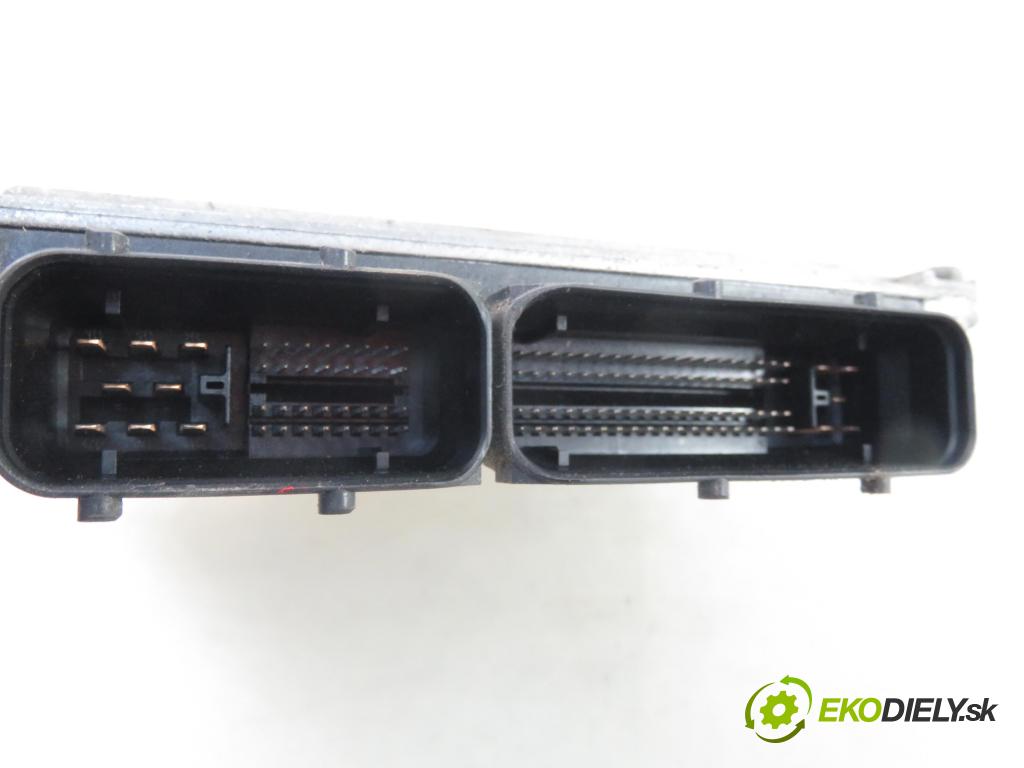 SKODA FABIA I (6Y2) HB 2000 50,00 1.4 - AME 1397,00 Riadiaca jednotka Motor 047906033 ; 5WP44196