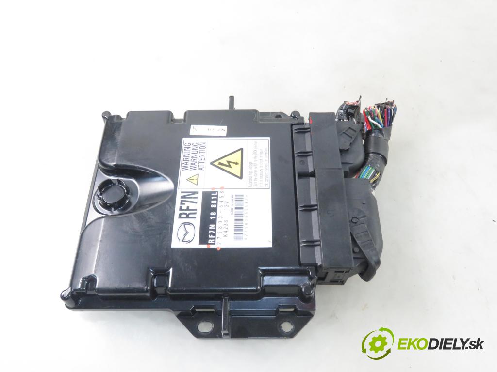 MAZDA 5 (CR19) MINIVAN 2006 81,00 2.0 MZR-CD 110 - RF7J 1998,00 Riadiaca jednotka Motor 2758006458 ; RF7N18881L
