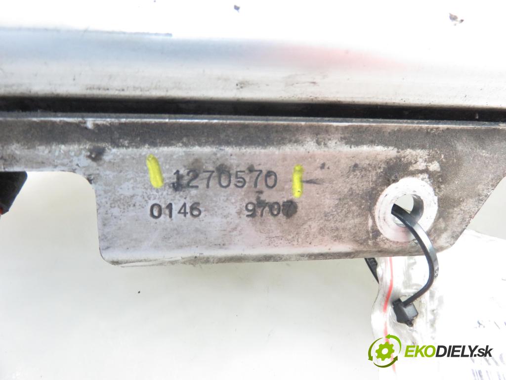 VOLVO V70 I (875, 876) KOMBI 1997 106,00 2.4 144 -  B 5252 FS 2435,00 Lišta vstrekovacia 1389563 ; 1270570 (Vstrekovacie lišty)