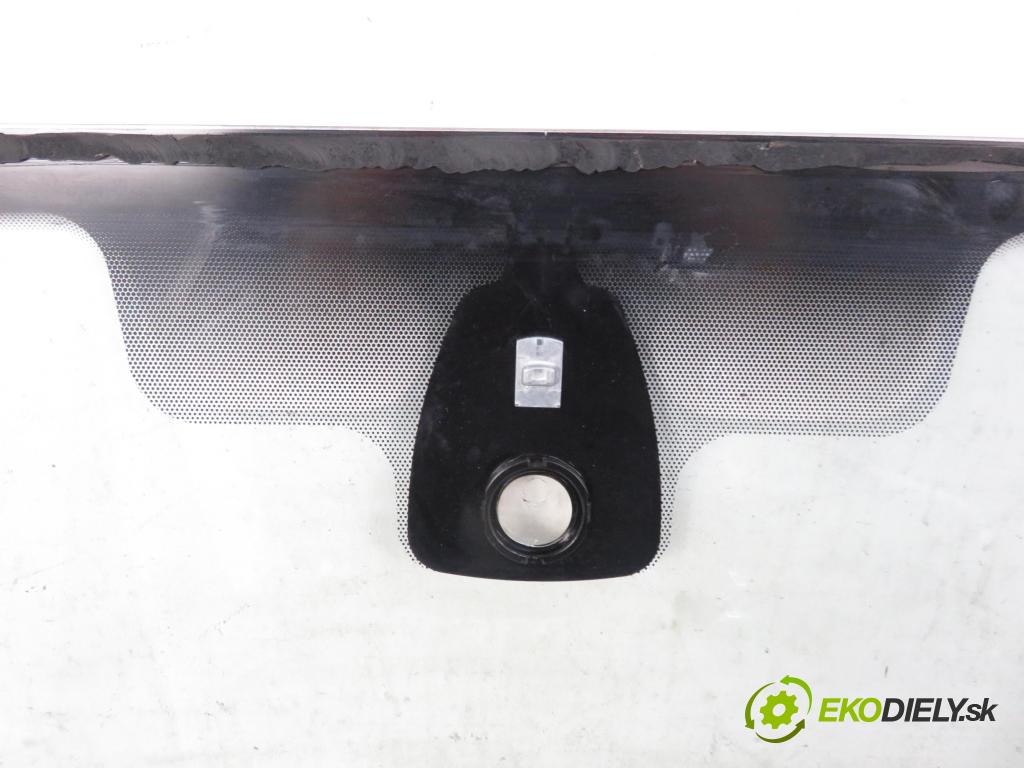 RENAULT SCENIC II (JM0/1_) MINIVAN 2004 74,00 1.5 dCi 101 - K9K 728 1461,00 Okno čelná 