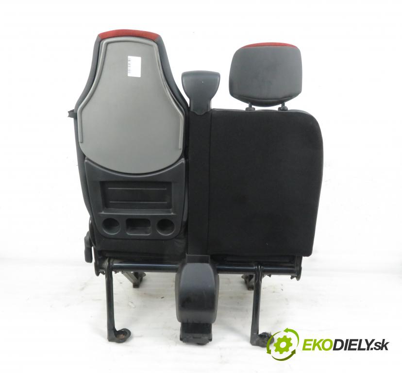 RENAULT MASTER III Skrzynia (FV) FURGON 2010 74,00 2.3 dCi 100 FWD - M9T 676 2298,00 Sedadlo CESTUJÚCI/PP 