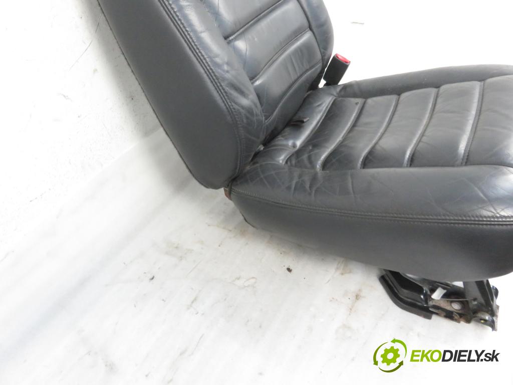 HUMMER HUMMER H2 SUV 2005 249,00 6.0 AWD - LQ4 5967,00 Sedadlo 3 rad pravy