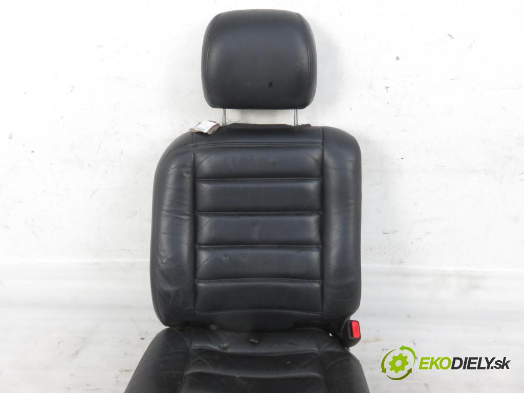 HUMMER HUMMER H2 SUV 2005 249,00 6.0 AWD - LQ4 5967,00 Sedadlo 3 rad pravy