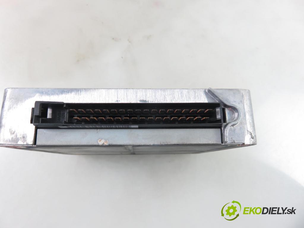 SAAB 900 II LIFTBACK 1995 136,00 2.0 -16 Turbo 185 - B204L 1985,00 Riadiaca jednotka Motor 4386090B