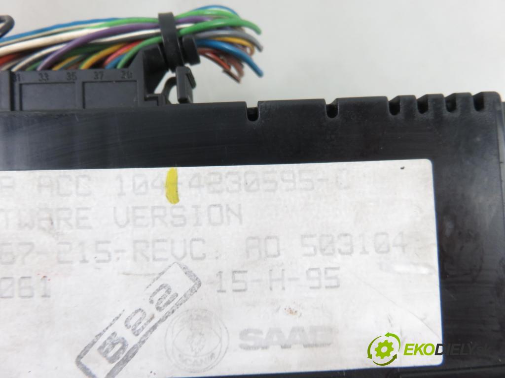 SAAB 900 II LIFTBACK 1995 136,00 2.0 -16 Turbo 185 - B204L 1985,00 Panel kúrenia KLIMATRONIK 4230595C ; 4367215